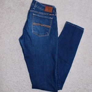 Lucky Jeans